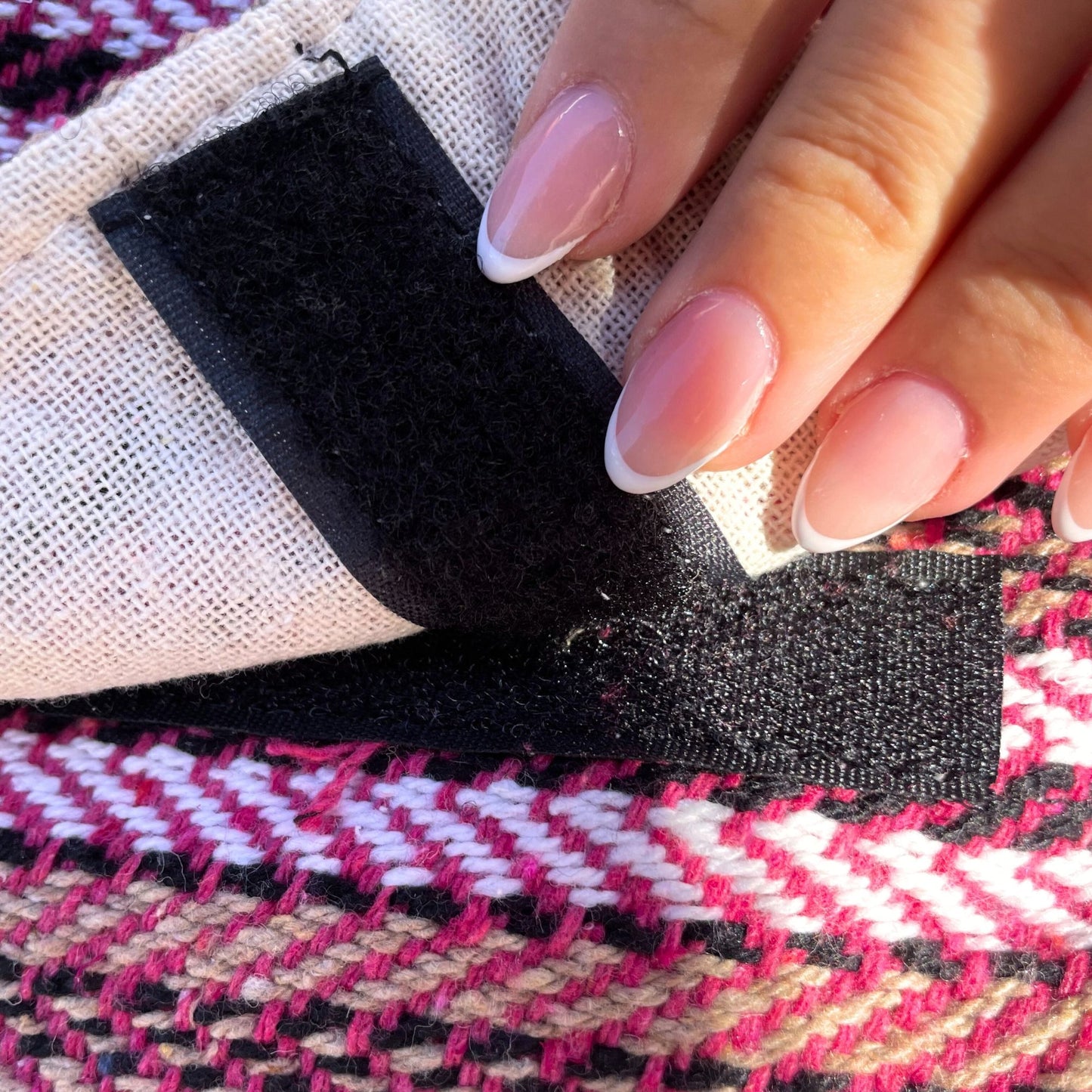 Handgemaakte Banjara-laptoptas met etnische borduursels