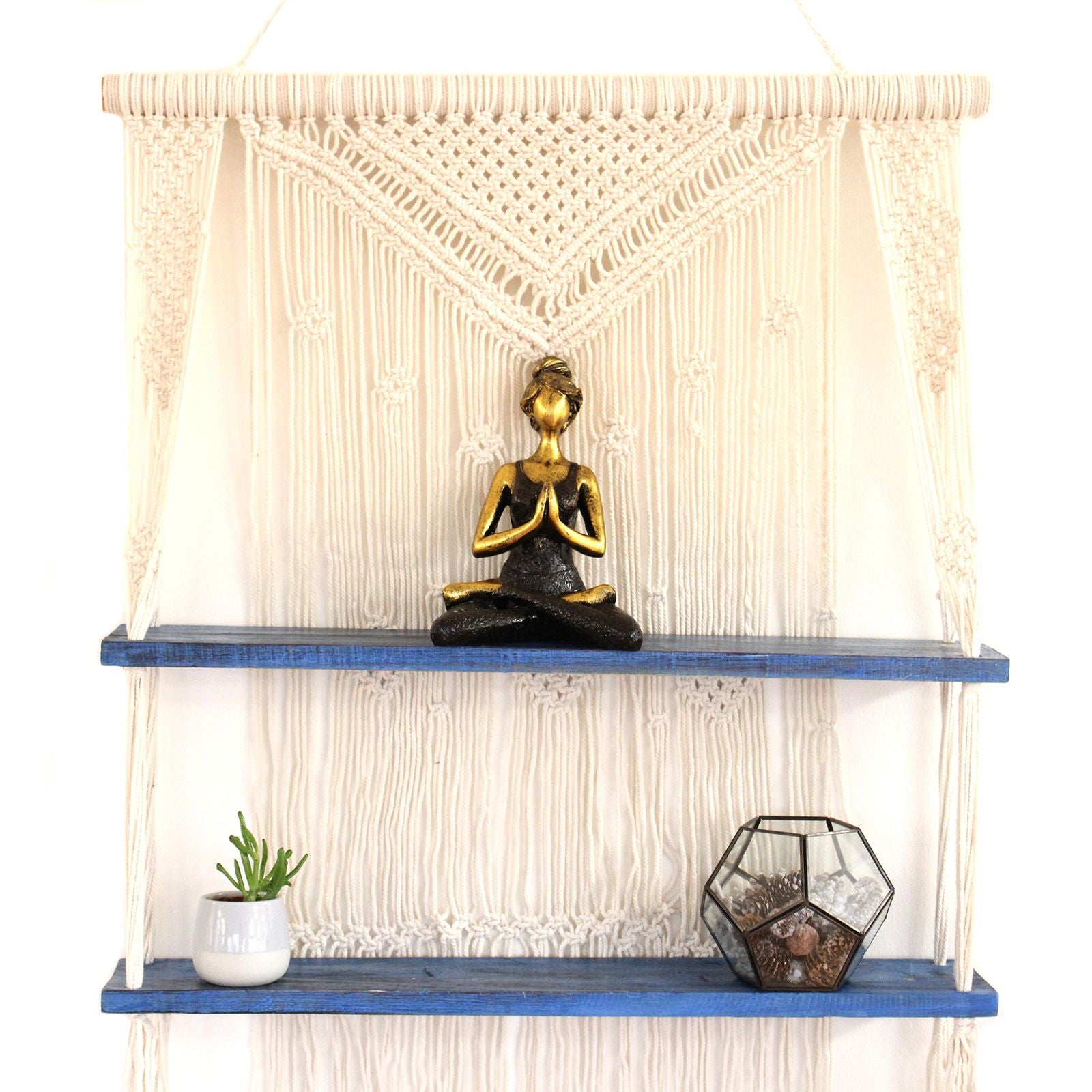 Handgemaakte macramé hangplank met natuurlijk blauw ontwerp, 3-laags bohemien kustwanddecoratie
