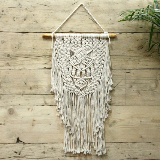 Handgemaakte macramé wanddecoratie met Over Abundance-ontwerp, bohemienachtige wanddecoratie geïnspireerd op tribale kunst
