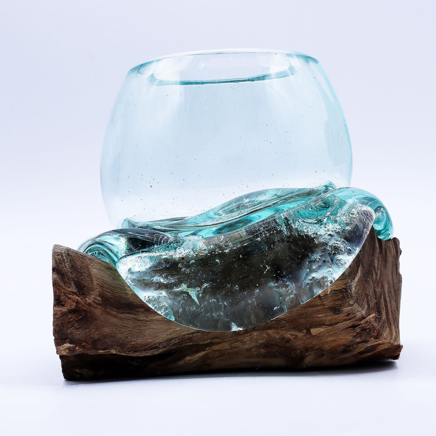 Gesmolten Glas Ronde Kom op Gamal hout - organisch sfeerstuk voor vensterbank of dressoir, rustgevend bohemian design, handgemaakt cadeau, Karma Vibes Nederland
