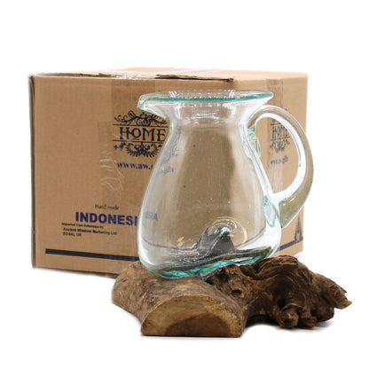 Gesmolten Glas Waterkan - decoratieve karaf van gerecycled glas en Balinees hout
