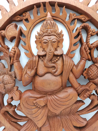 Ganesh houten paneel 40cm close-up snijwerk - handgemaakt decoratief wandpaneel
