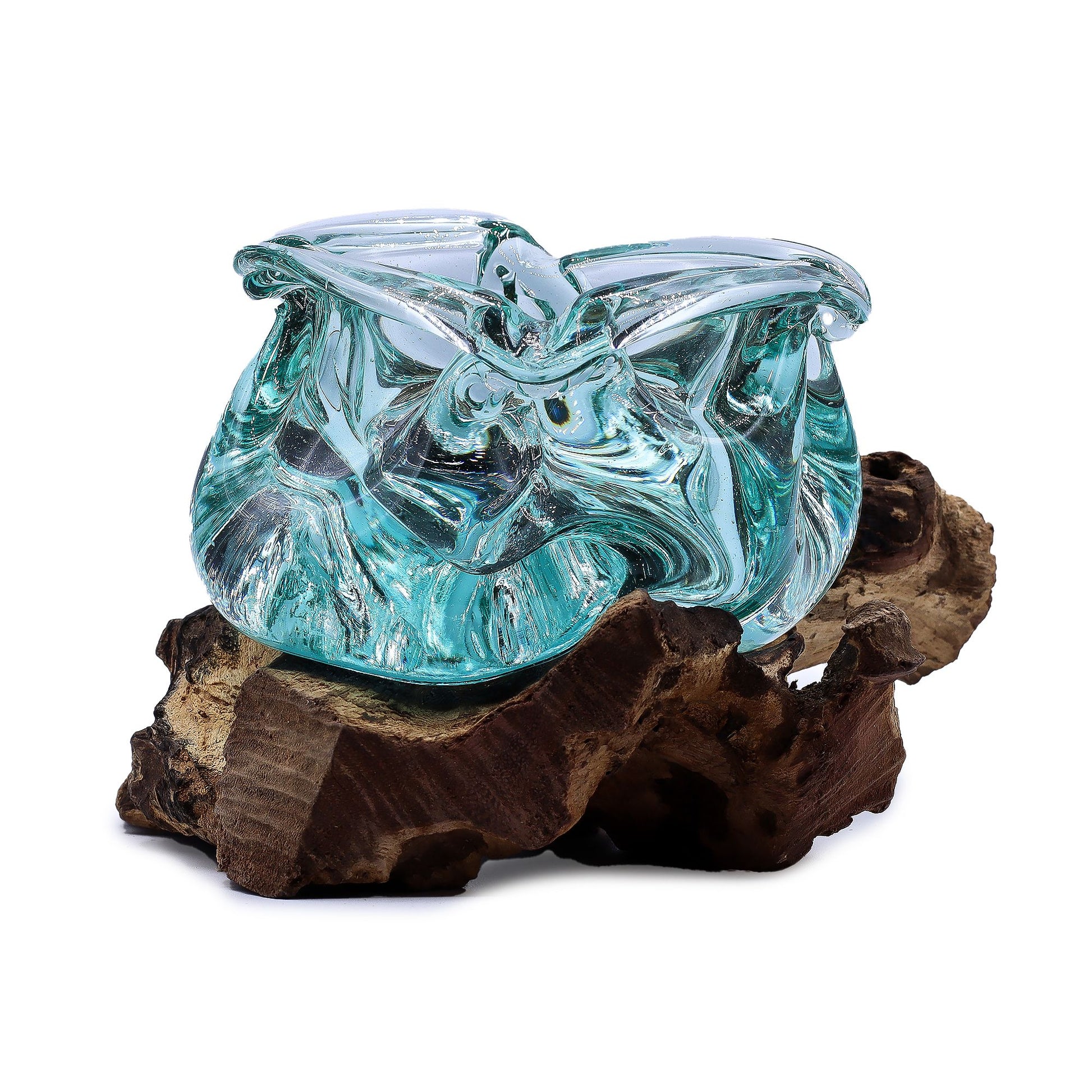 Gesmolten Glas Asbak op Gamal hout - handgeblazen gerecycled glas, sculpturale dikke glasvorm, bohemian woondecoratie, handgemaakt in Bali Indonesië, 11x14x19,5 cm
