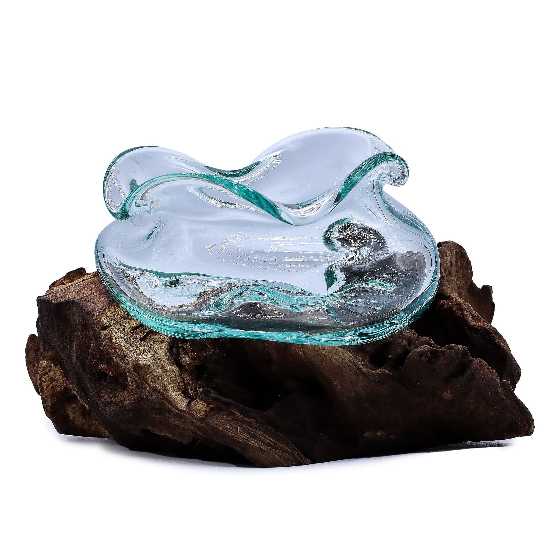 Gesmolten Glas Golvende Kom op Gamal hout - handgeblazen gerecycled glas met organische golvende rand, bohemian woondecoratie, handgemaakt in Bali Indonesië, 8,5x10x15 cm
