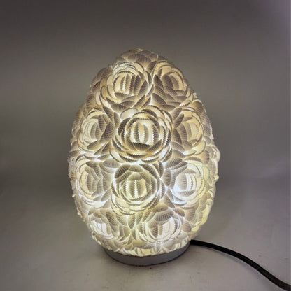 Handgemaakte schelpen lamp met roze ovaal design van echte schelpen uit Bali, 20cm
