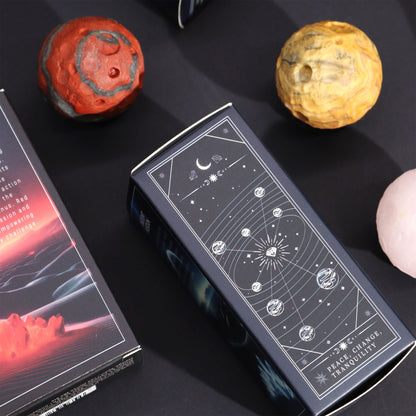 Edelsteen planeet witte Howliet op altaar, meditatie decoratie
