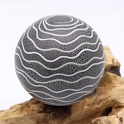 DriftGlow lamp close-up drijfhout textuur met grijze steen - bohemian decoratie
